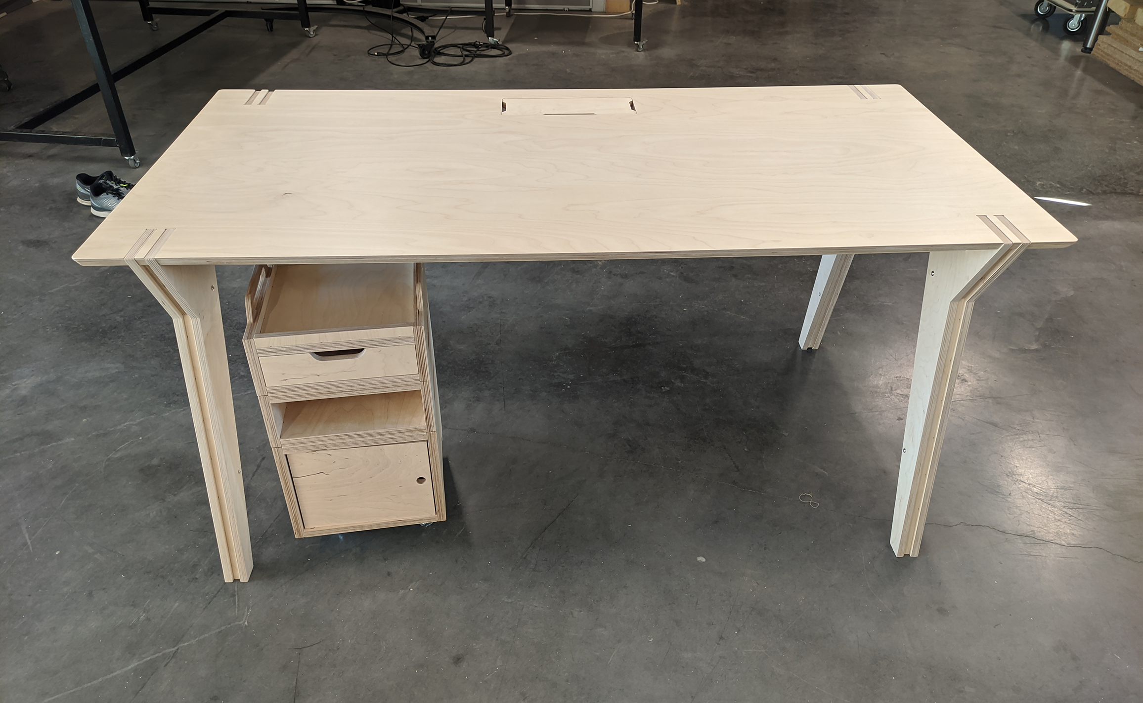 Making-of mobilier de bureau